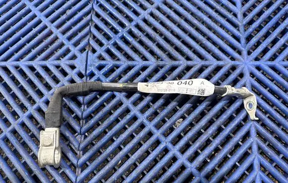 Lexus GS 300 350 430 450H Negative earth cable (battery) 8228430 0707280110