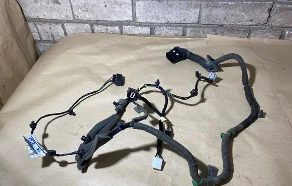 Ford Focus Front door wiring loom F1ET14K138