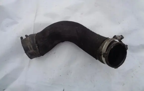 Audi A4 S4 B8 8K Intercooler hose/pipe 8K0145737H