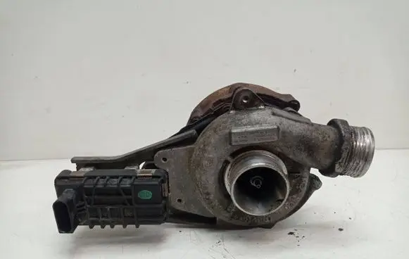Volvo V70 Turbo 30757080 9T02056VL 55770105