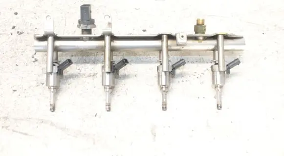 Volkswagen PASSAT CC Fuel injectors set 06H906036H 06J133317G