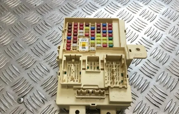 KIA Sportage Fuse module 91955D9960