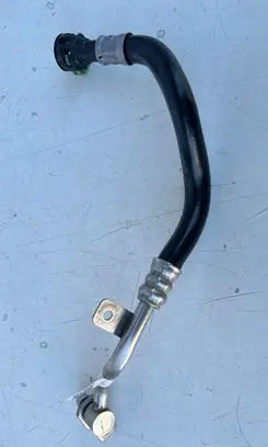 Audi A7 S7 4G Gearbox oil cooler pipe/hose 8W0317818D