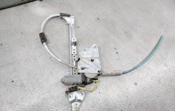 Jeep Cherokee Rear door window regulator with motor