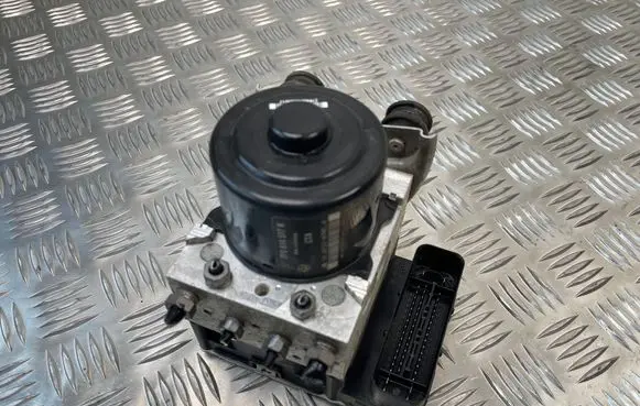Volkswagen Touareg II ABS Pump 7P0614517K 7P0907379K