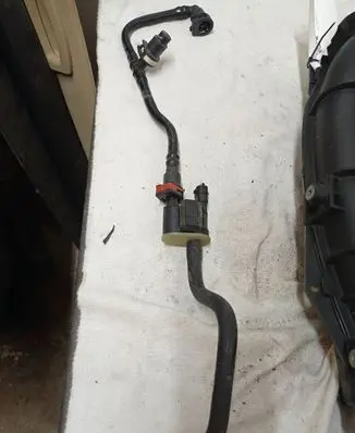 Fuel pressure sensor