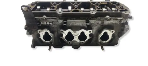 Volkswagen Touran I Engine head 06B103373T