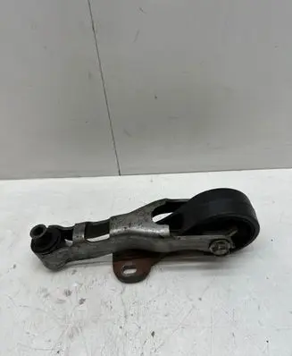 Volvo V40 Engine mounting bracket 31262164 31277572 31262183