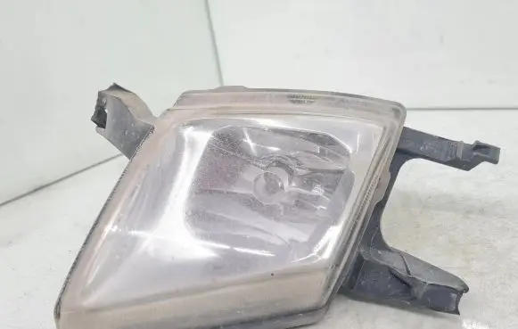Peugeot 407 Front fog light 42160748