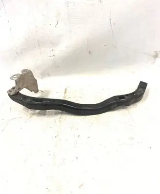 Subaru Legacy Front bumper mounting bracket