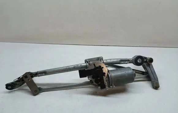BMW 3 E90 E91 Front wiper linkage and motor 6978263