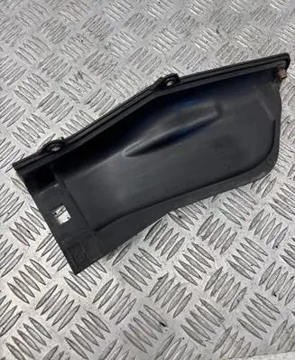 BMW 5 E60 E61 Air filter box cover 7789109