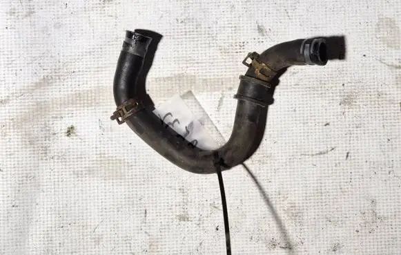 Honda Civic Engine coolant pipe/hose
