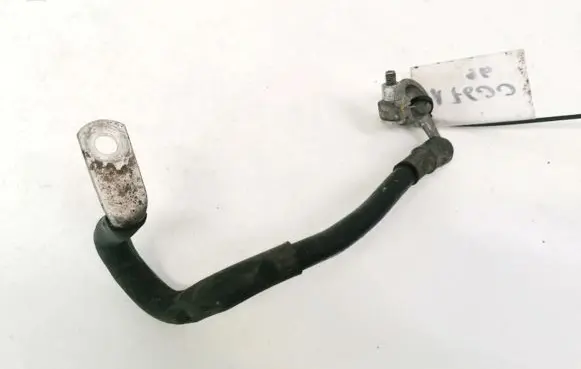 Skoda Octavia Mk2 (1Z) Positive cable (battery)
