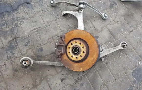 Audi A4 S4 B6 8E 8H Stub axle 