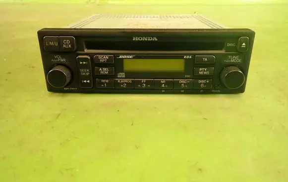 Honda Accord Radio/CD/DVD/GPS head unit MF721R0