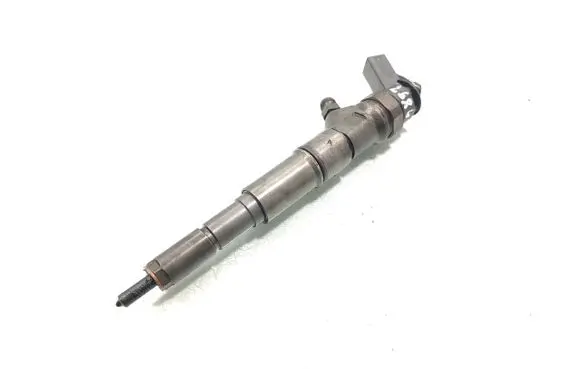BMW 5 E60 E61 Fuel injector 7790092 0445110161