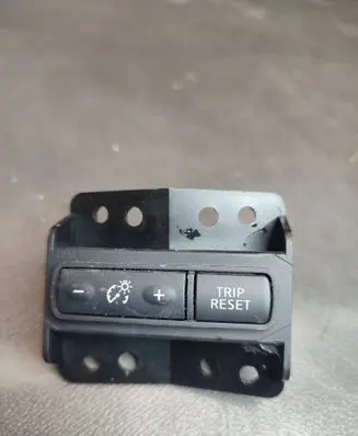Nissan Pulsar Seat heating switch 60428C