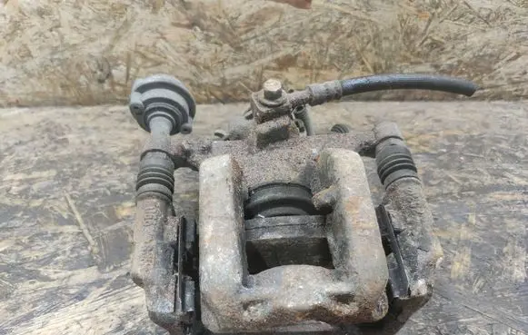 Chevrolet Orlando Rear brake caliper