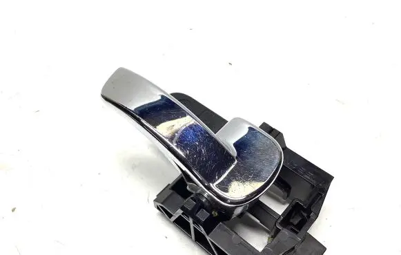 Nissan Qashqai Front door interior handle 80670JD08449