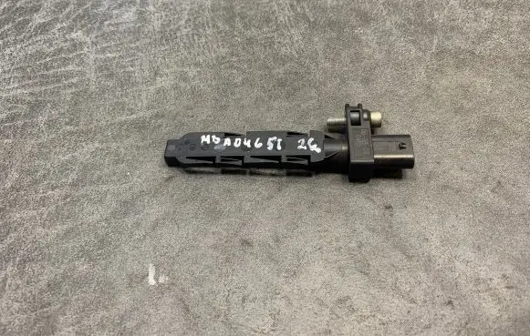 BMW 3 E90 E91 Crankshaft position sensor 7805188