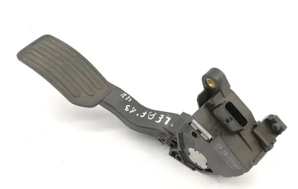 Nissan Leaf I (ZE0) Accelerator throttle pedal 180021HM0B