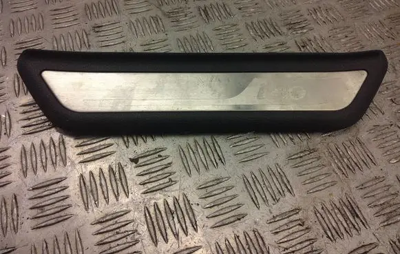 Hyundai i40 Rear sill trim cover 85888-3Z100