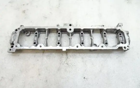 Citroen C4 II Picasso Camshaft holder 9685177110