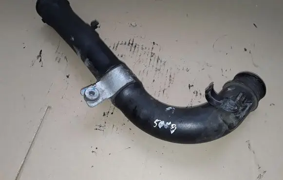 Chevrolet Cruze Intercooler hose/pipe NOCODE