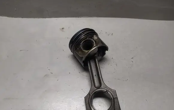 BMW X5 E70 Piston with connecting rod 306D5