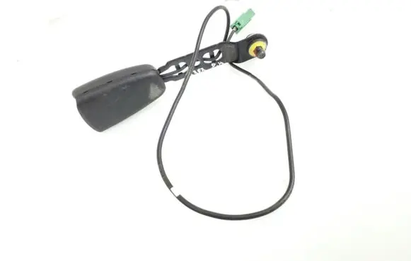 Volvo V50 Front seatbelt buckle 6841697