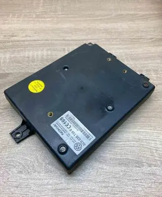 Volkswagen Golf V Phone control unit/module 3C0035729E