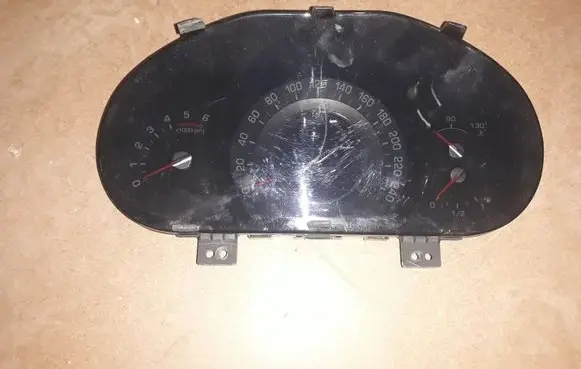 KIA Sportage Speedometer (instrument cluster) 940133U576