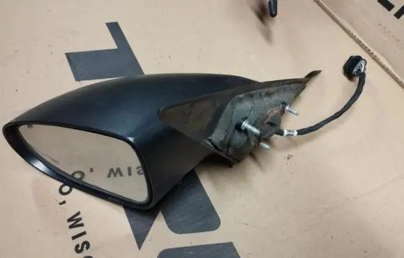 Chrysler Neon II Front door electric wing mirror