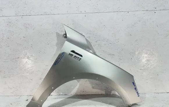 Ford Focus Fender
