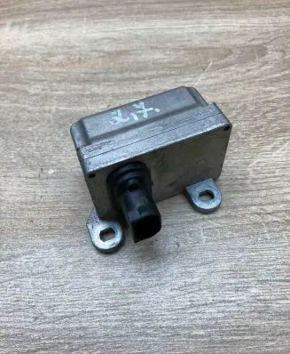 Mercedes-Benz C W203 ESP acceleration yaw rate sensor A0025428918 10098515034