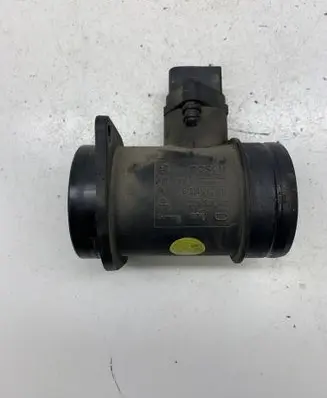 Audi A4 S4 B5 8D Mass air flow meter 028906461 0281002216 028906461X
