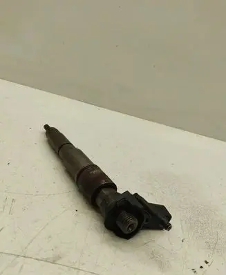 BMW 7 E65 E66 Fuel injector 779209703 0445115009