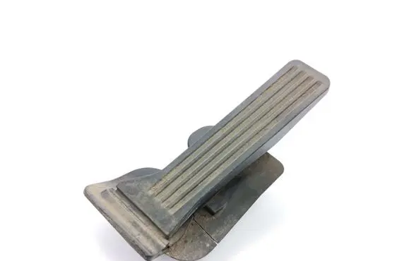 Mazda 3 II Accelerator throttle pedal GHP941600