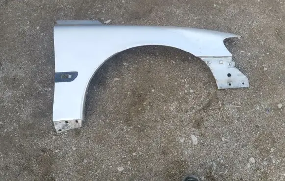 Volvo S60 Fender