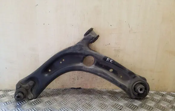 Volkswagen PASSAT B8 Front lower control arm/wishbone