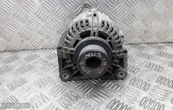 Renault Megane II Generator/alternator 8200100907