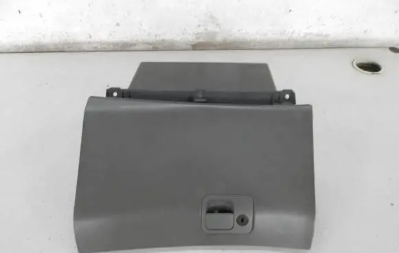 Saab 9-5 Glove box 