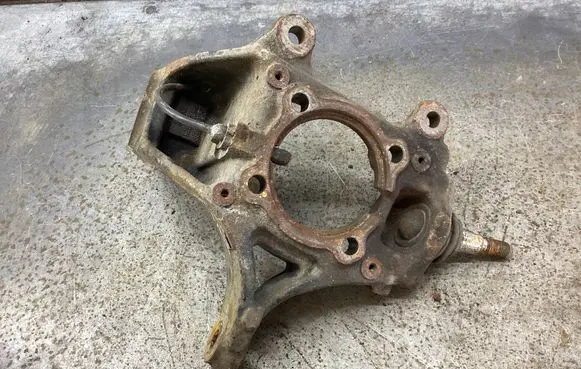 Mini Cooper Countryman R60 Front wheel hub spindle knuckle 536448 9884424