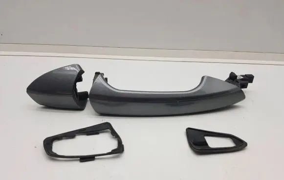 Infiniti Q30 Rear door exterior handle A2047600270