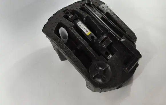 Jeep Grand Cherokee Lift Jack 68284639AB