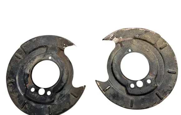 Nissan X-Trail T30 Rear brake disc plate dust cover 440208H300 440308H300