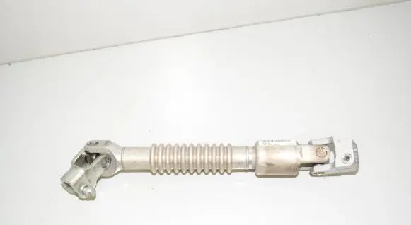BMW 2 F46 Steering column universal joint 6865653 32306865653