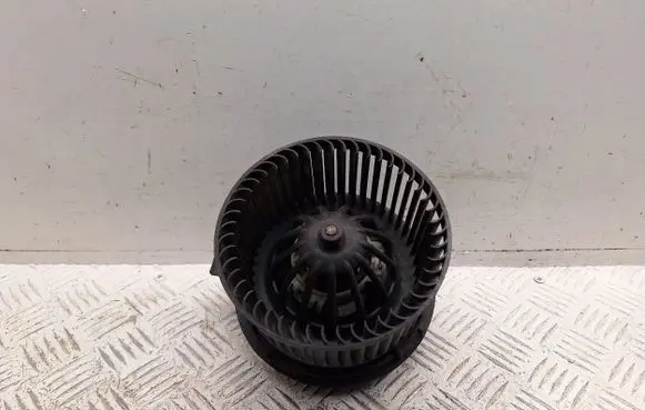 Nissan Micra Heater fan/blower 272269U01A
