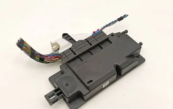 BMW 5 F10 F11 Airbag control unit/module 9350003 15B1270C2733K A2C37764205